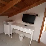 Mavi فندق