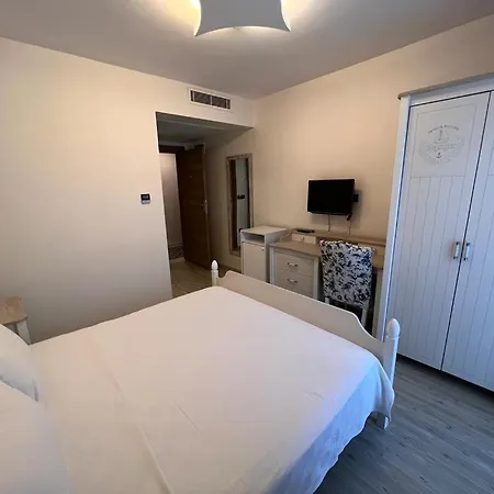 Mavi Hotel Alaçatı