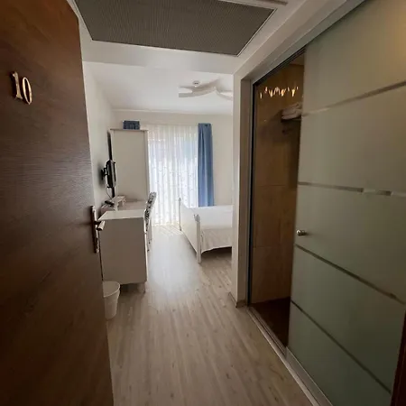 호텔 Mavi 알라카티