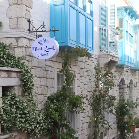 Mavi Alacati