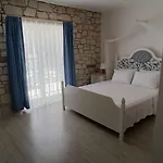 Szálloda Mavi Alacati