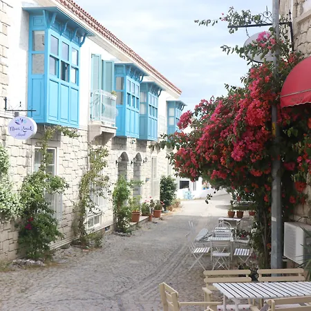 Mavi Hotel